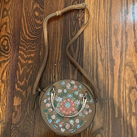 Medium sized Altar’d State brown colored with pastel flowers purse - Picture 1 of 6